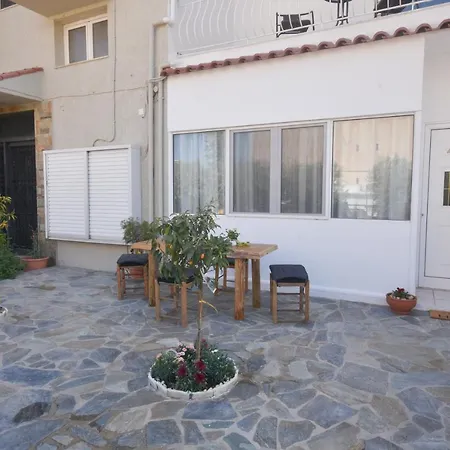 K&C Rooms- Apartments Markópoulon Exterior foto